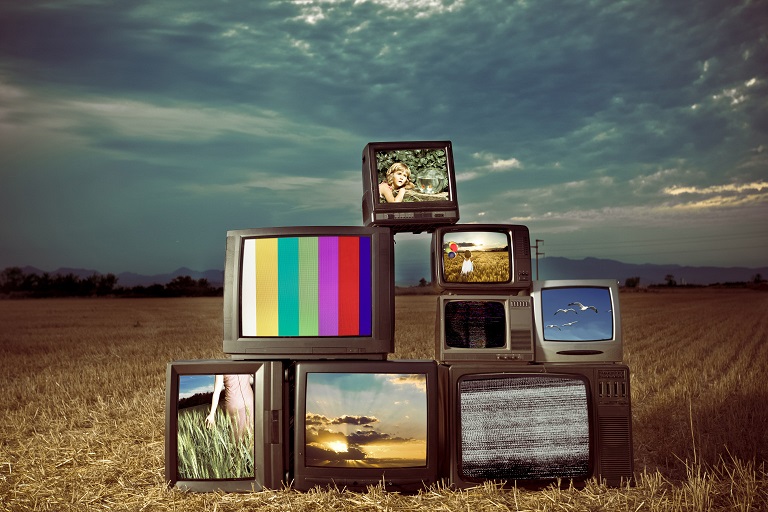 I have an old TV, can I still access IPTV services ? 